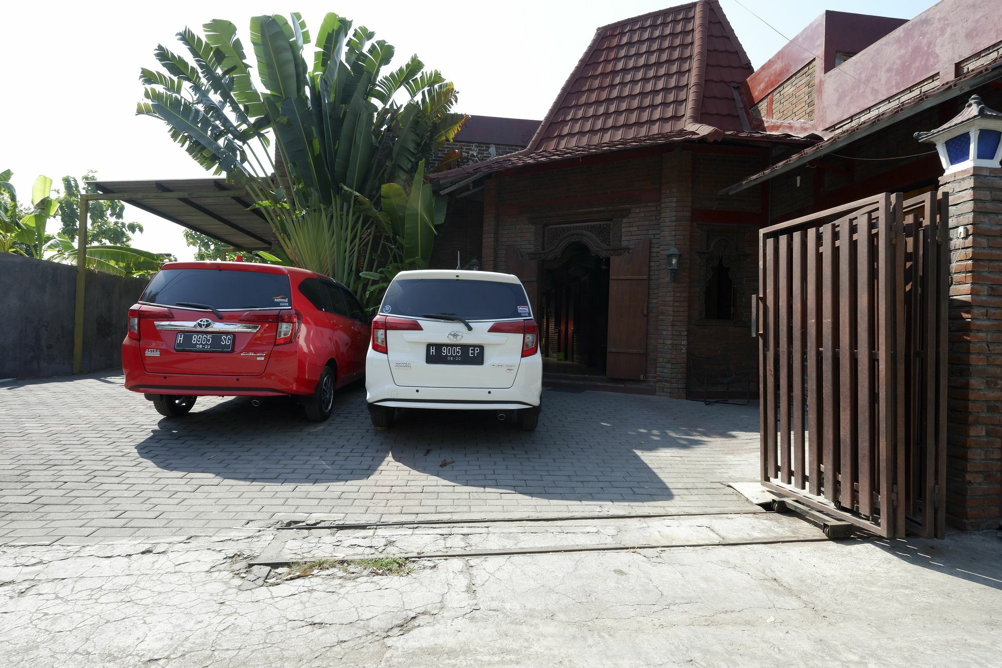Wisma tamu Reddoorz Near Gor Manunggal Jati Majapahit Semarang
